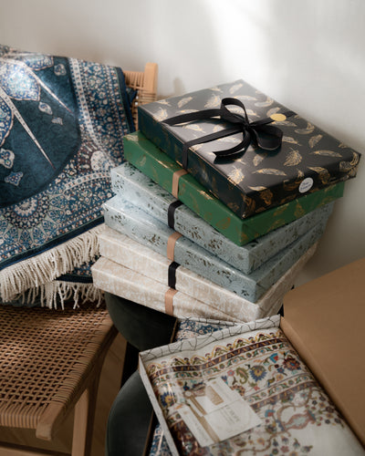 Islamische Gebetsteppich ist ein schönes und bedeutungsvolles Geschenk