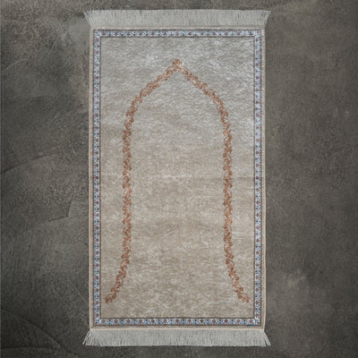 Premium Elegant Prayer Rug collection is a high-end quality Prayer Rug from Seven Sajada. The Premium Elegant Prayer Rug has very beautiful detailed pattern and is available in 4 different base colors.