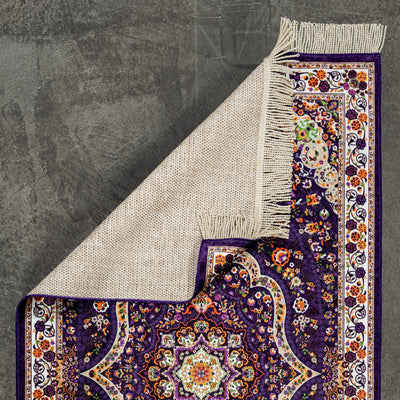 The Premium Tulip Prayer Rug has very beautiful detailed flowers looking pattern. The Premium Tulip Prayer Rug is available in 3 different colors.